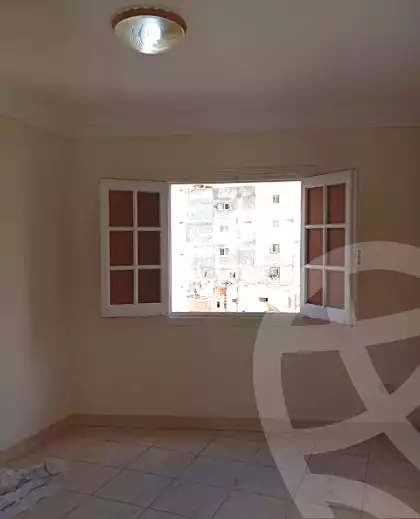https://aqarmap.com.eg/ar/listing/7095573-for-sale-alexandria-sydy-bshr-sydy-bshr-bhry-shr-khld-bn-lwlyd