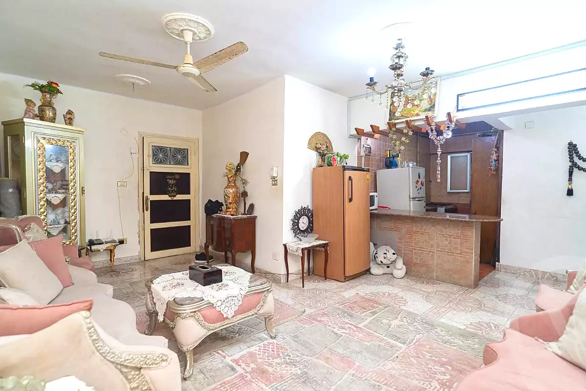 https://aqarmap.com.eg/ar/listing/7095599-for-sale-alexandria-sydy-bshr-tryq-ljysh