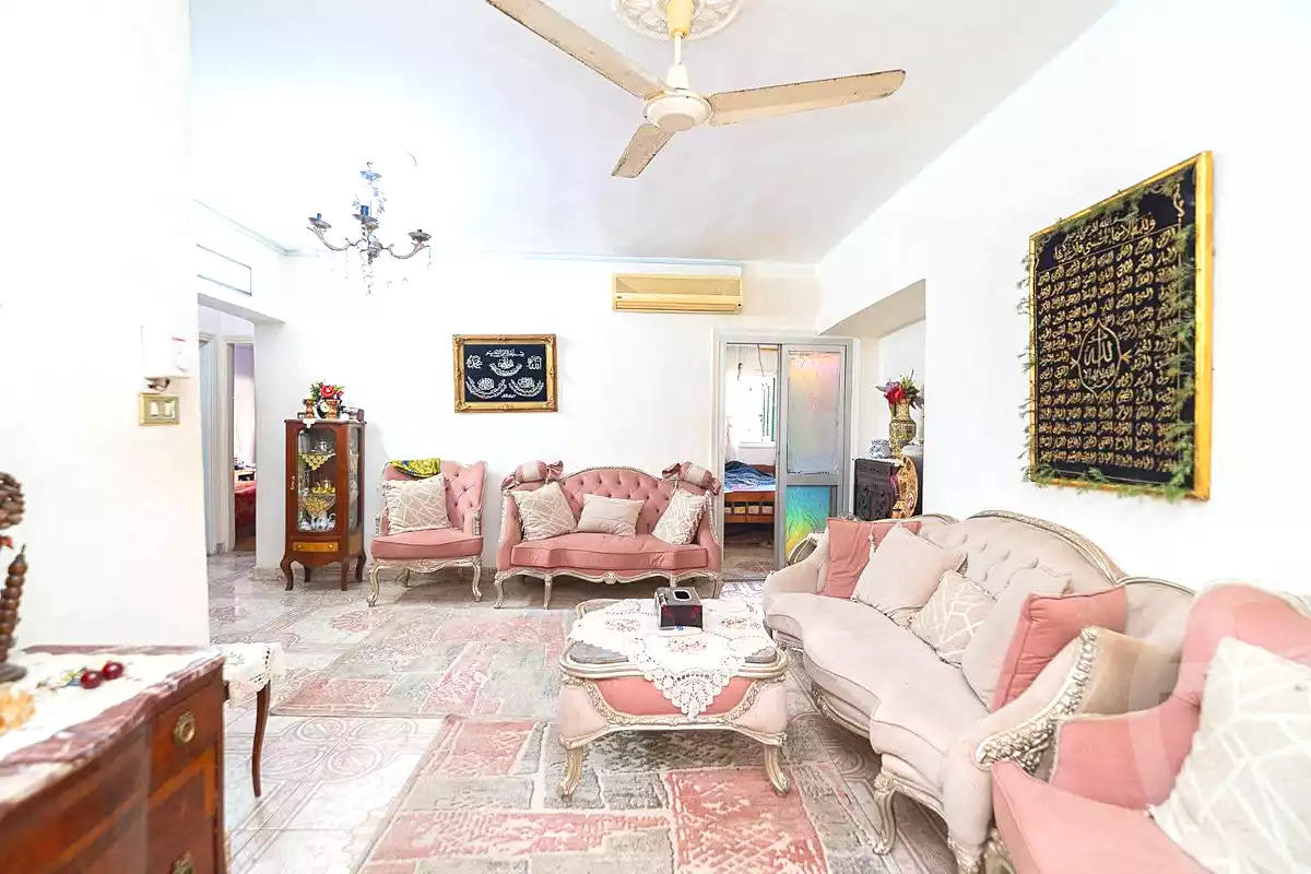 https://aqarmap.com.eg/ar/listing/7095599-for-sale-alexandria-sydy-bshr-tryq-ljysh