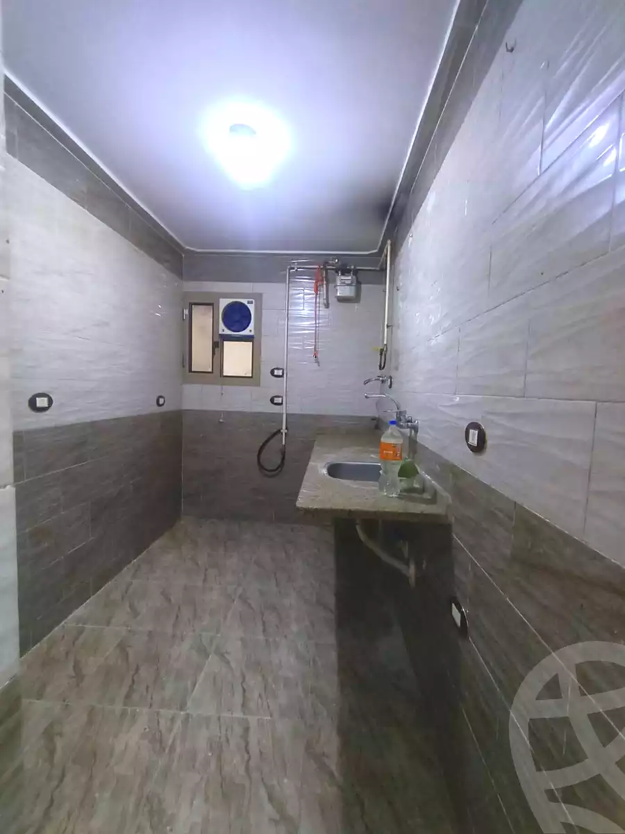 https://aqarmap.com.eg/en/listing/7095735-for-sale-alexandria-al-agamy-el-hanouvel-al-haded-we-al-soulb-st