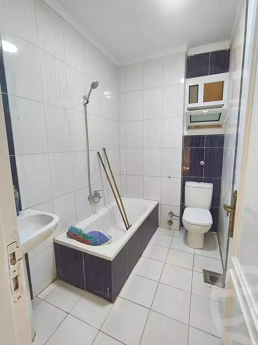 https://aqarmap.com.eg/en/listing/7095874-for-sale-alexandria-el-asafra-shr-45