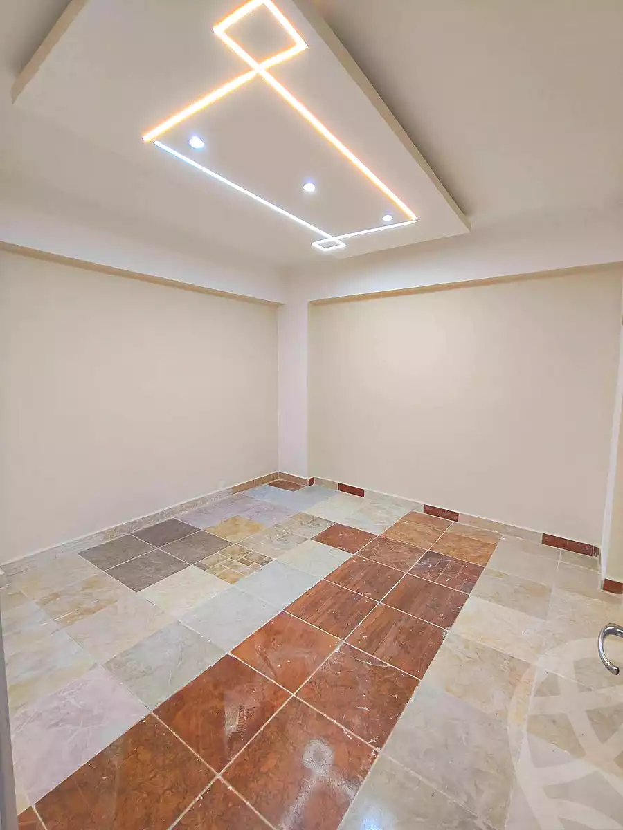 https://aqarmap.com.eg/ar/listing/7095914-for-sale-alexandria-lsywf-el-falki