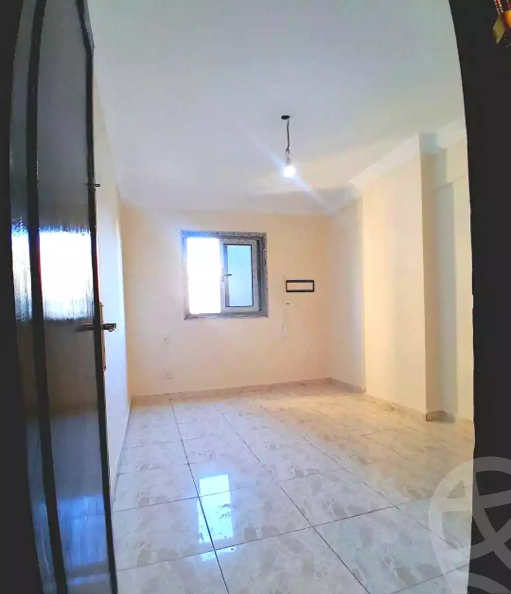 https://aqarmap.com.eg/ar/listing/7095991-for-sale-alexandria-el-asafra-shr-45