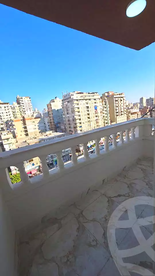 https://aqarmap.com.eg/en/listing/7096023-for-sale-alexandria-sydy-bshr-sydy-bshr-bhry