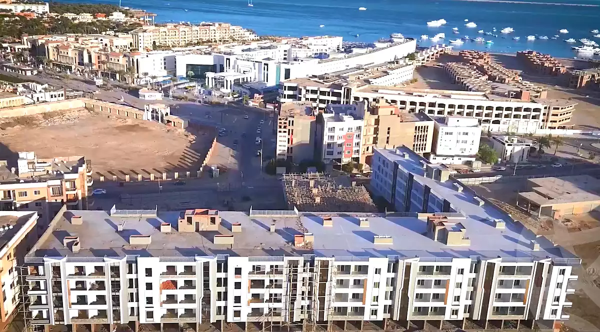 https://aqarmap.com.eg/ar/listing/7096869-for-sale-red-sea-hy-lkwthr
