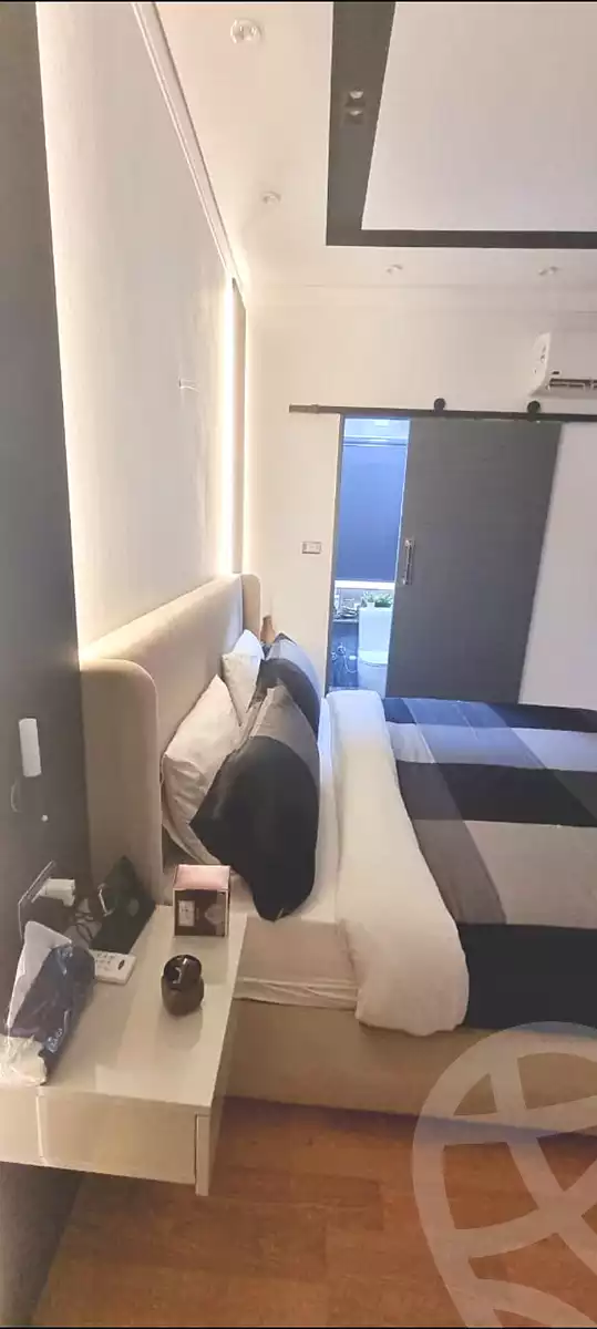 https://aqarmap.com.eg/en/listing/7096873-for-rent-cairo-new-cairo-compounds-hyde-park