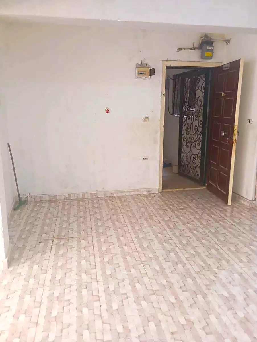 https://aqarmap.com.eg/ar/listing/7097007-for-sale-alexandria-al-agamy-lbytsh