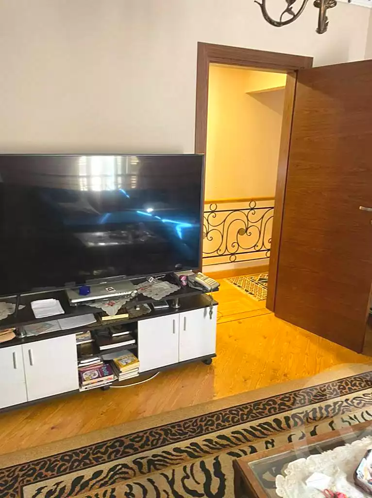 https://aqarmap.com.eg/ar/listing/7097014-for-sale-cairo-6th-of-october-hadaeq-october-compounds-el-fardoos-city