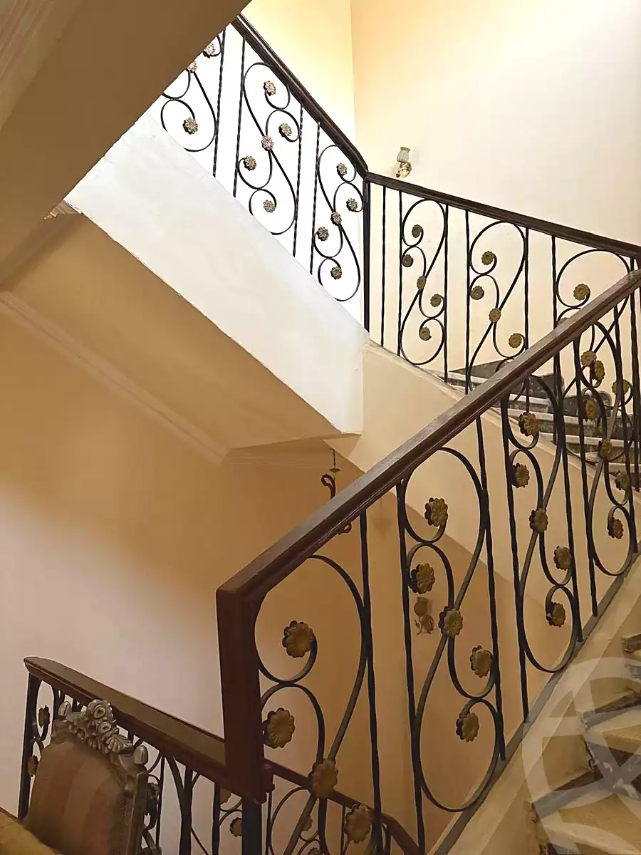 https://aqarmap.com.eg/ar/listing/7097029-for-sale-cairo-6th-of-october-el-ahyaa-neighborhood-1st-al-maahad