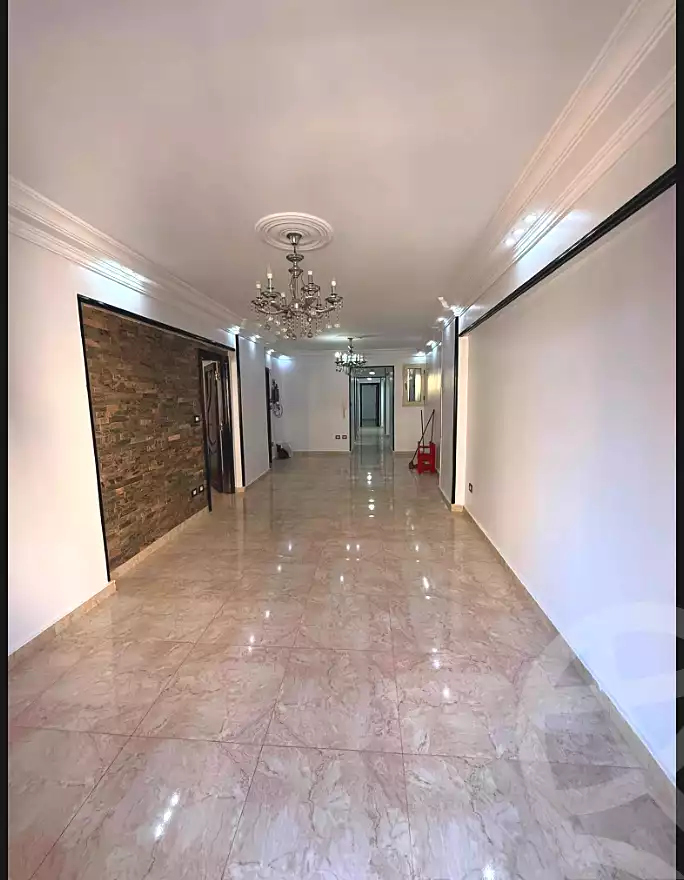 https://aqarmap.com.eg/ar/listing/7097064-for-sale-alexandria-el-mandara-shr-jml-bd-lnsr