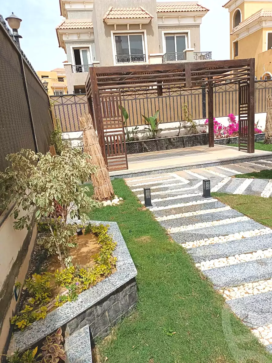 https://aqarmap.com.eg/ar/listing/7097067-for-sale-cairo-6th-of-october-compounds-nyoum-october-arab-developmentt