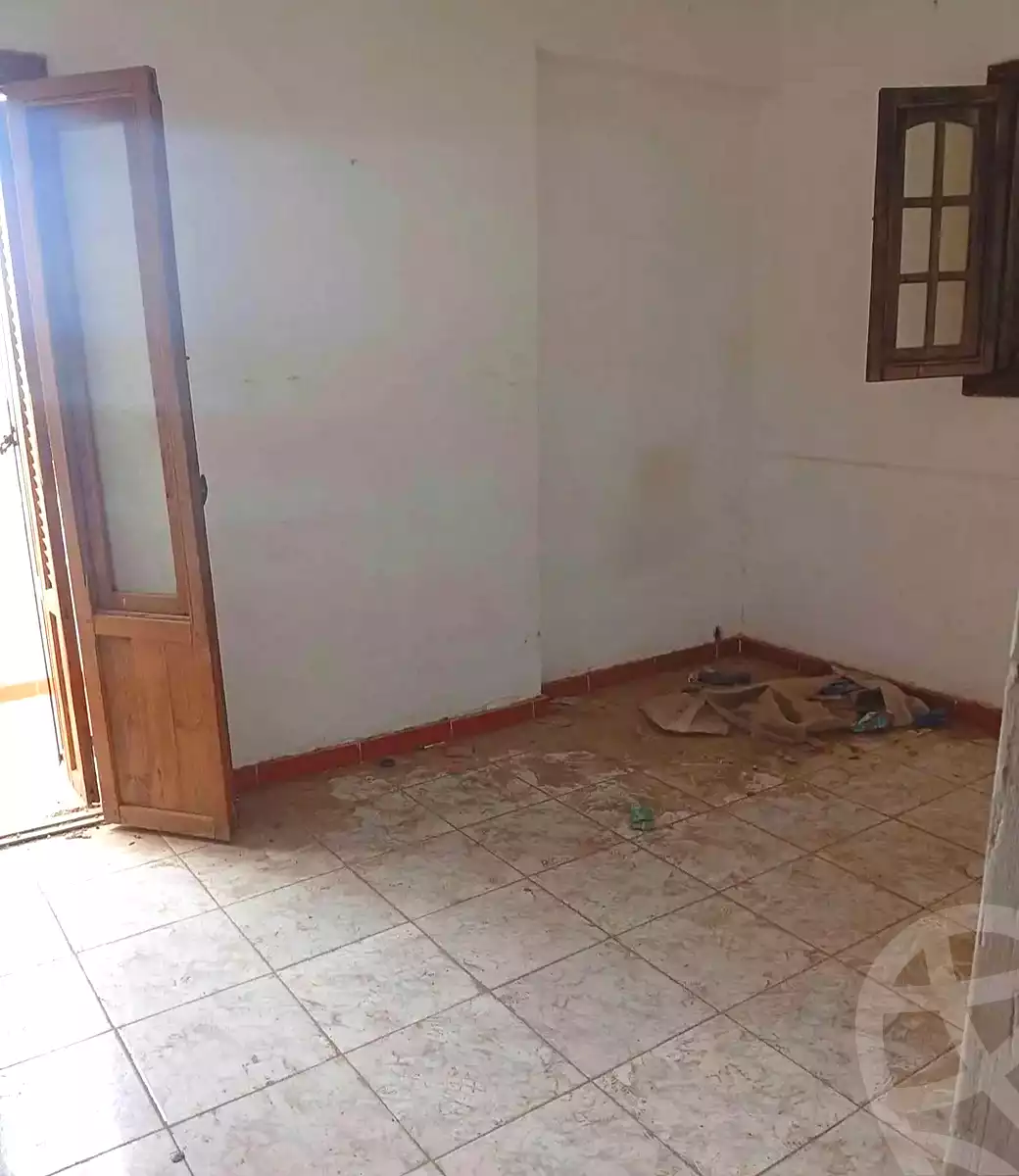 https://aqarmap.com.eg/ar/listing/7097371-for-sale-alexandria-sydy-bshr-shr-mlk-hfny