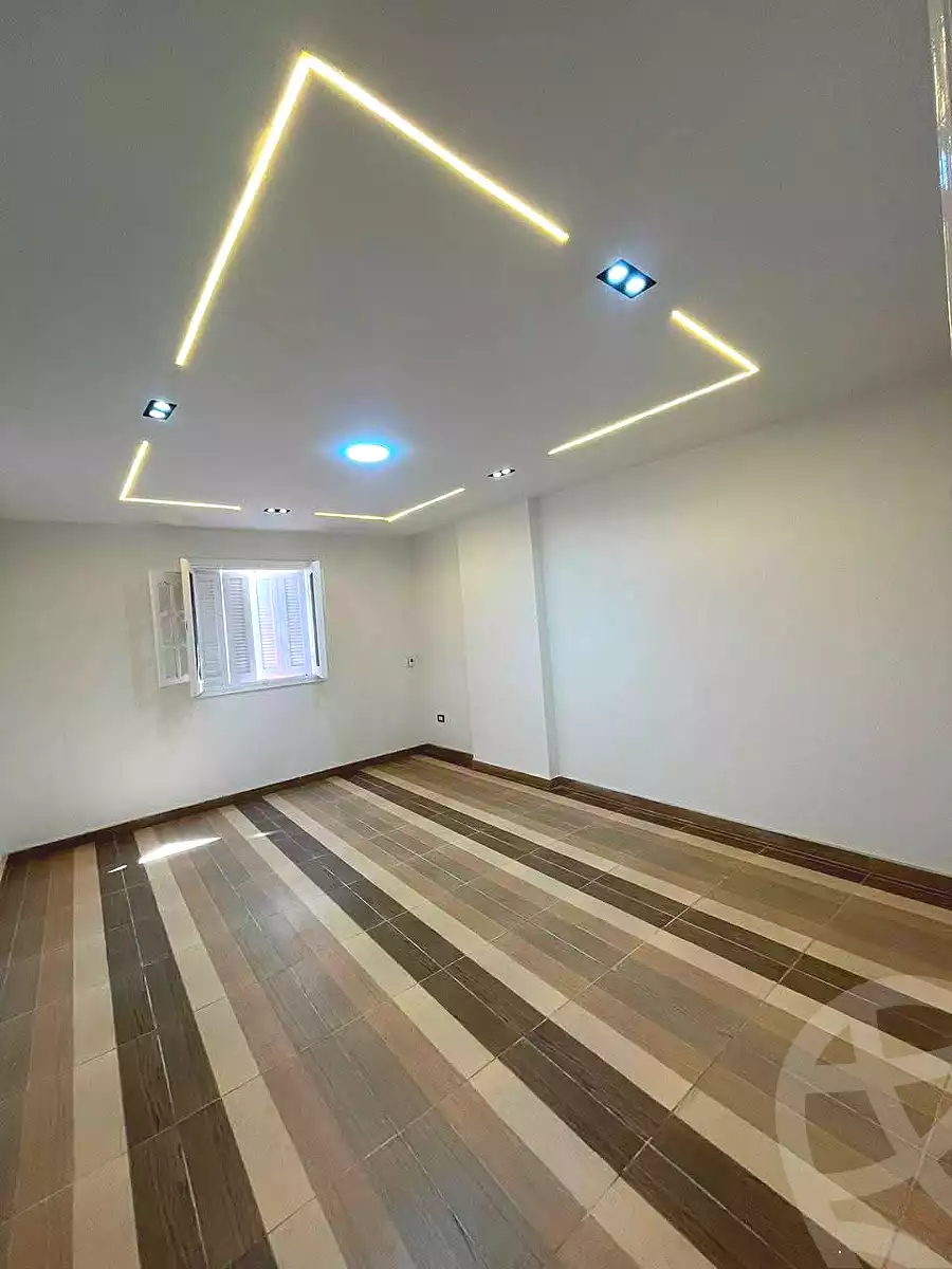 https://aqarmap.com.eg/ar/listing/7097757-for-sale-alexandria-al-agamy-lbytsh-el-reyad-st