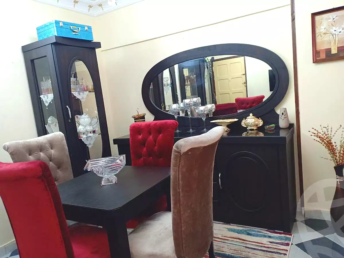 https://aqarmap.com.eg/ar/listing/7097834-for-sale-cairo-helwan-helwan-el-sharkeya-mostafa-safwat-st
