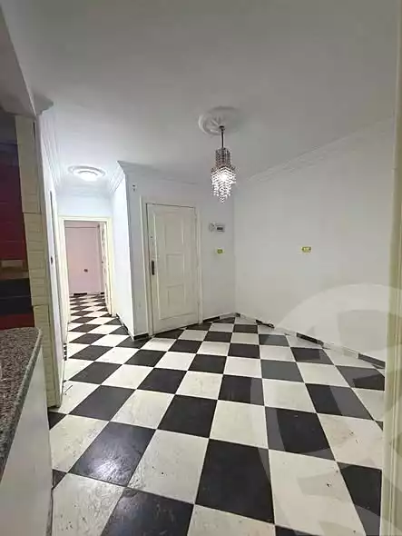 https://aqarmap.com.eg/en/listing/7097901-for-sale-alexandria-el-asafra-shr-45