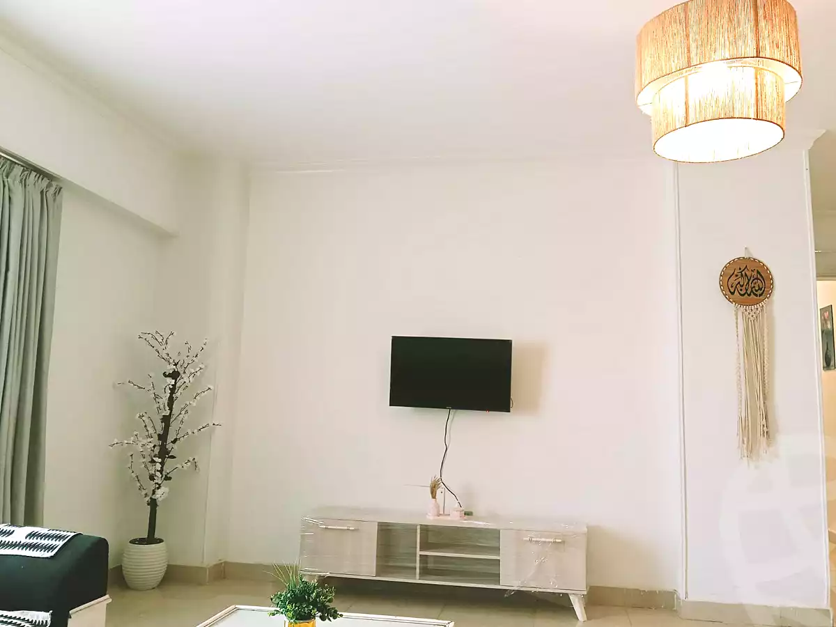 https://aqarmap.com.eg/ar/listing/7097911-for-rent-cairo-new-cairo-north-investors-ibrahim-shafiq-st