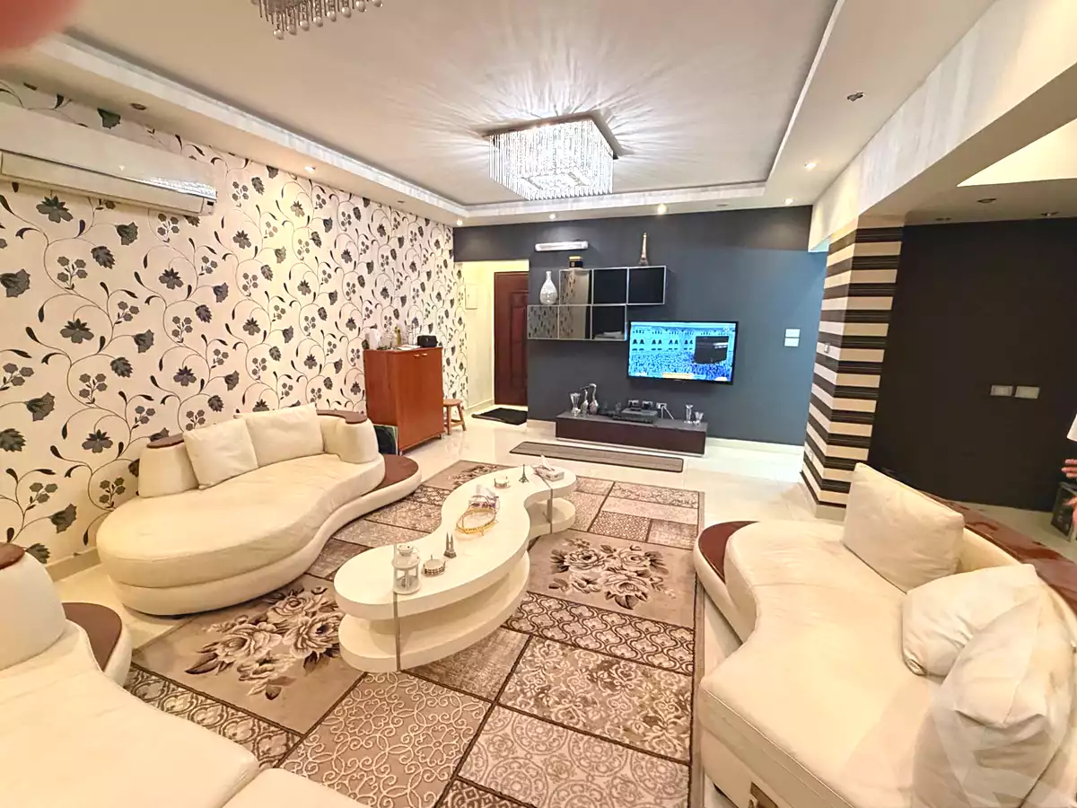 https://aqarmap.com.eg/en/listing/7097956-for-rent-cairo-el-maadi-degla-street-233