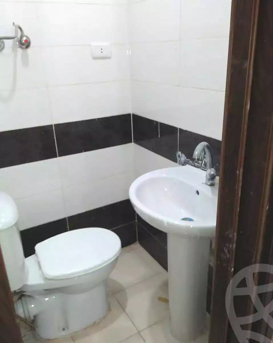 https://aqarmap.com.eg/en/listing/7098006-for-sale-alexandria-el-asafra-l-sfr-bhry