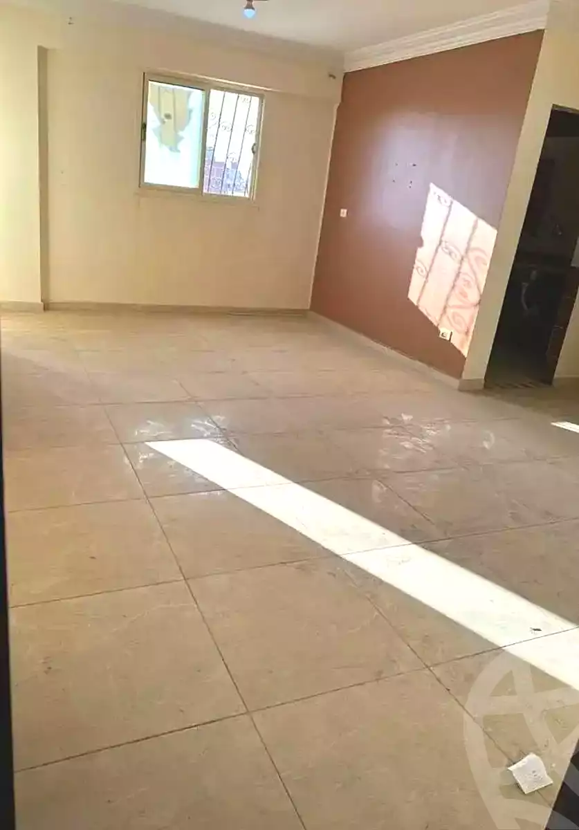 https://aqarmap.com.eg/ar/listing/7098236-for-rent-alexandria-sydy-bshr-sydy-bshr-bhry-shr-mhmwd-l-yswy