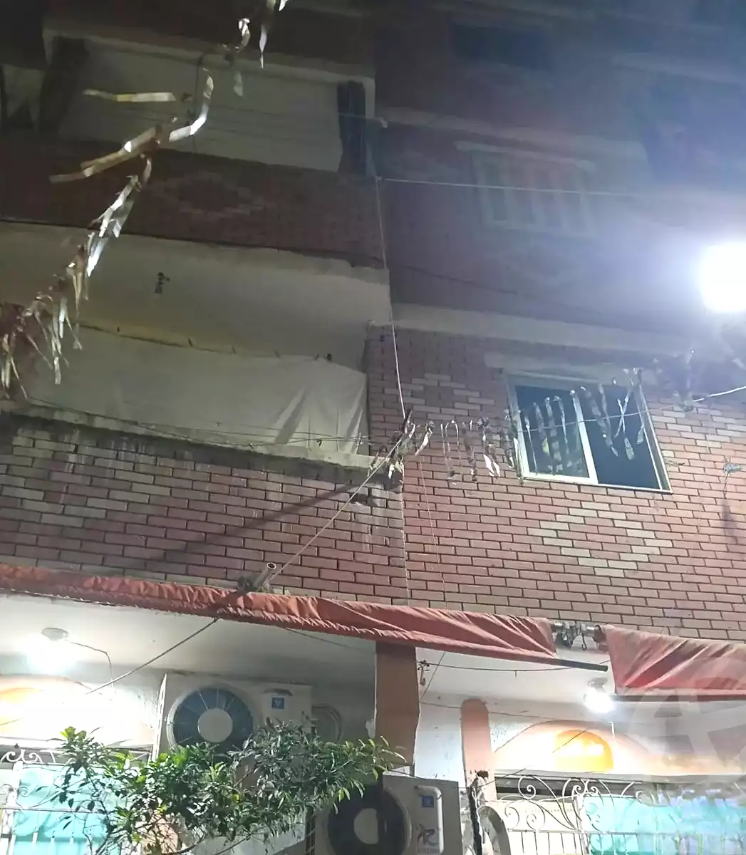 https://aqarmap.com.eg/ar/listing/7098350-for-sale-alexandria-el-asafra-shr-45