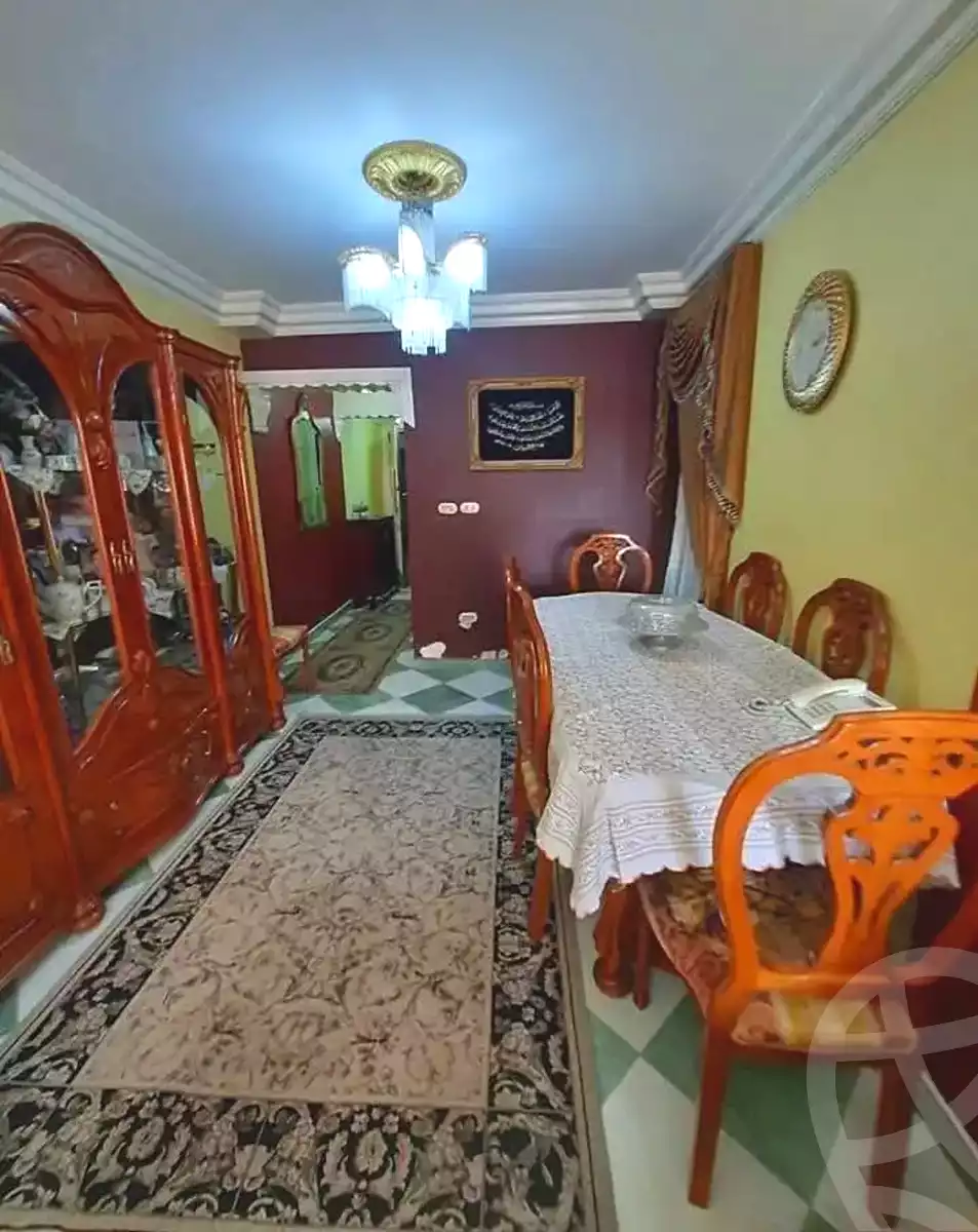 https://aqarmap.com.eg/ar/listing/7098503-for-sale-alexandria-moharram-bey-kanal-al-mahmoudeya-al-bahri-st