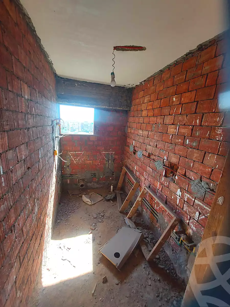 https://aqarmap.com.eg/en/listing/7098525-for-sale-cairo-helwan-el-shareaa-el-sharby-st