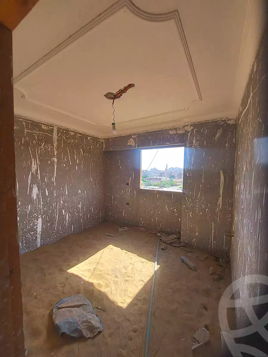 https://aqarmap.com.eg/en/listing/7098525-for-sale-cairo-helwan-el-shareaa-el-sharby-st