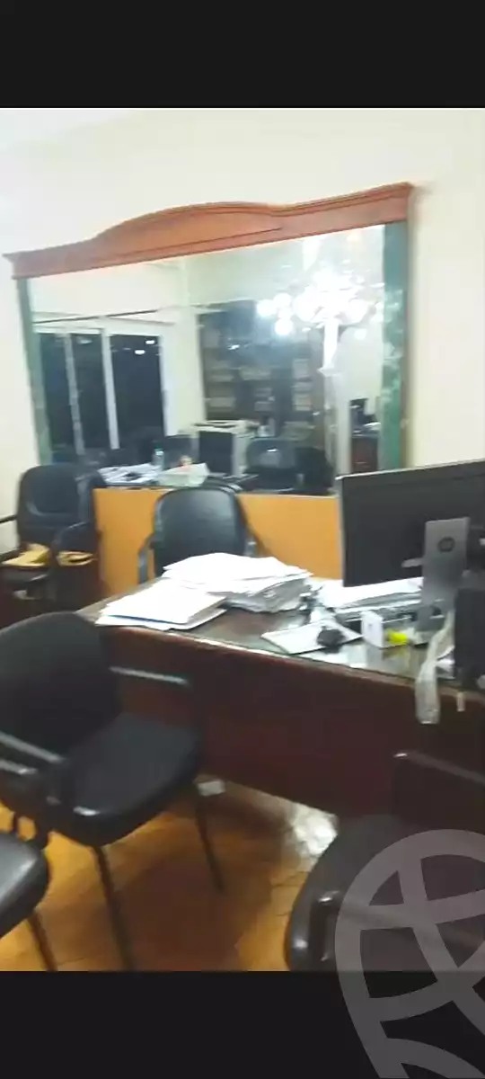 https://aqarmap.com.eg/en/listing/7098558-for-rent-cairo-downtown-kasr-el-neel-kasr-al-nile-st