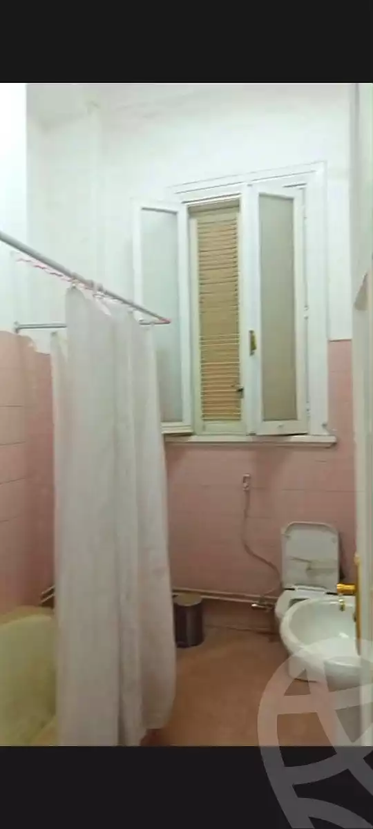https://aqarmap.com.eg/en/listing/7098569-for-rent-cairo-downtown-kasr-el-neel-kasr-al-nile-st