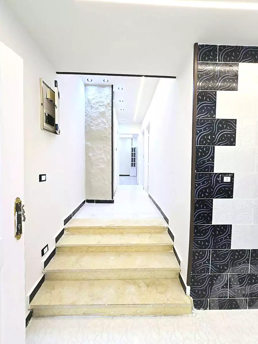 https://aqarmap.com.eg/en/listing/7098611-for-sale-alexandria-al-agamy