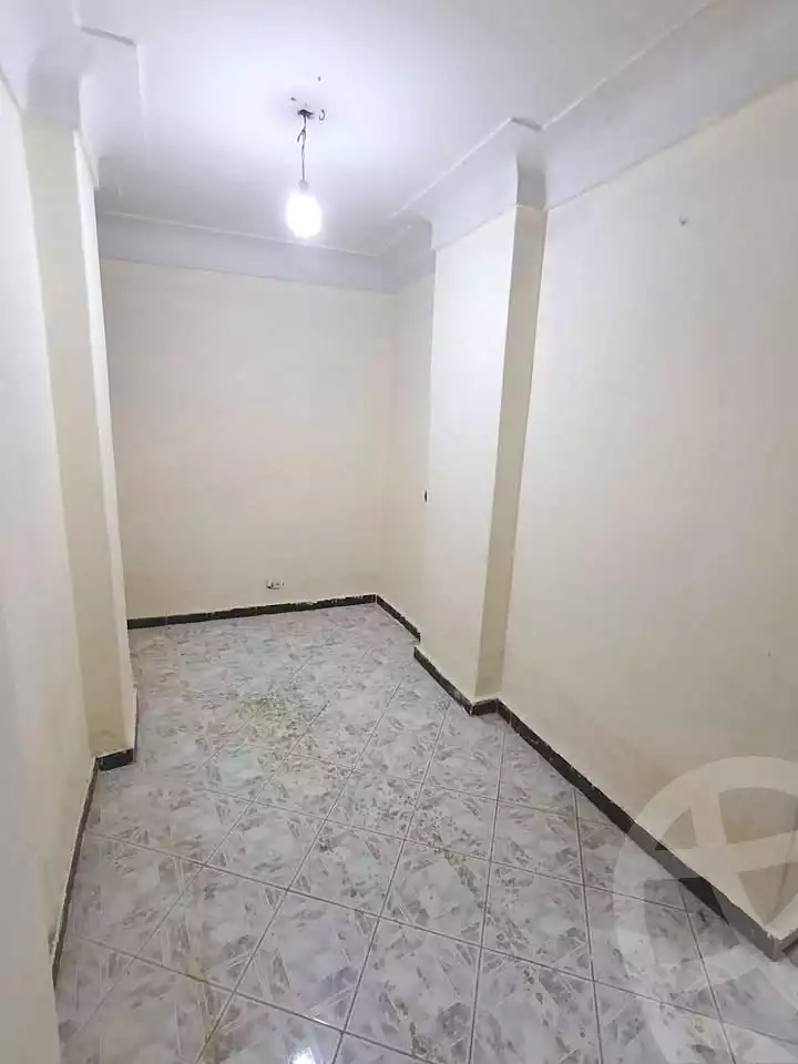 https://aqarmap.com.eg/ar/listing/7098748-for-sale-alexandria-el-asafra-shr-45