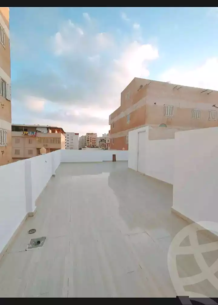 https://aqarmap.com.eg/ar/listing/7098952-for-sale-alexandria-al-agamy-shataa-el-nakheel-no-6-st