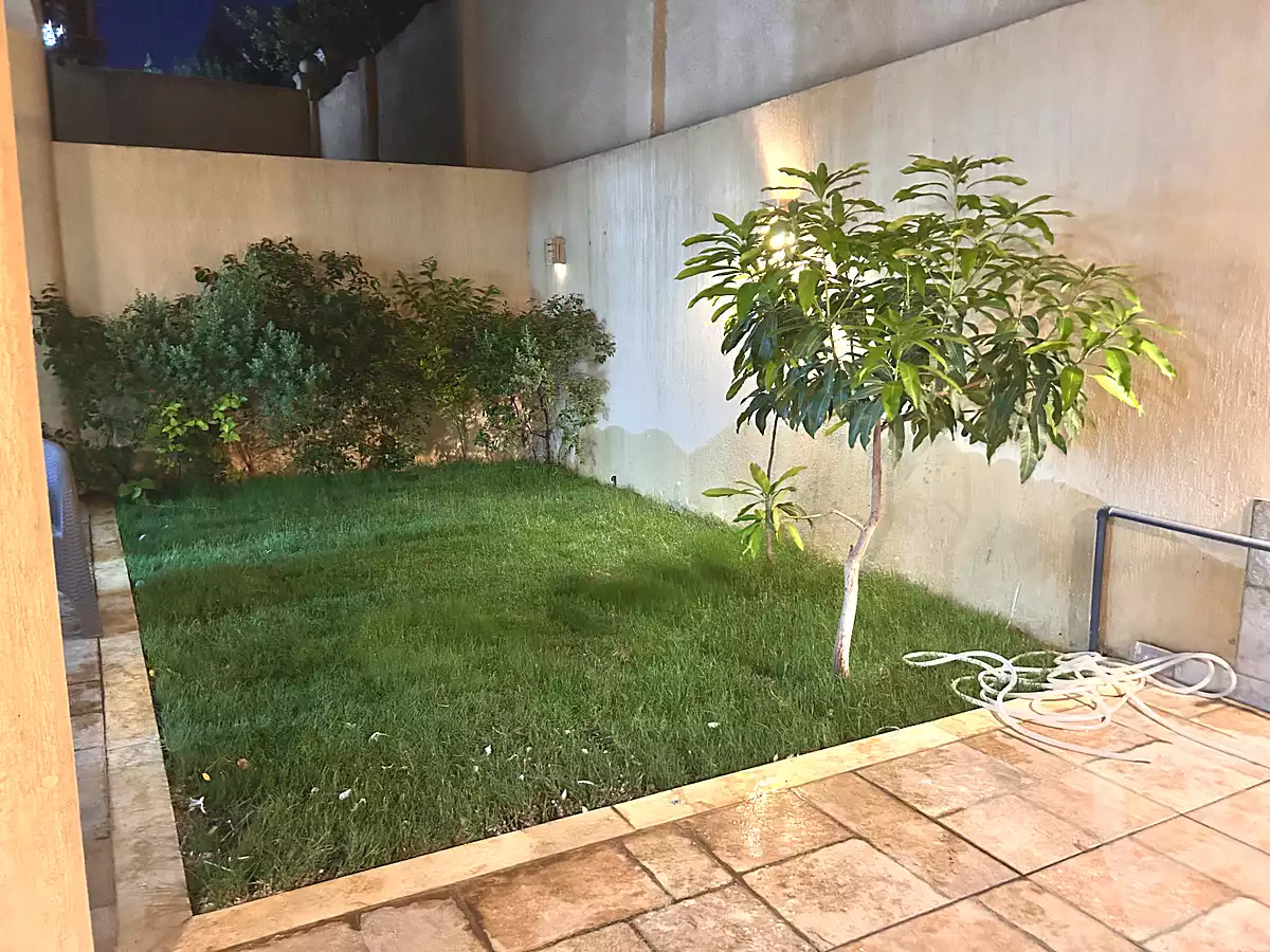 https://aqarmap.com.eg/ar/listing/7099217-for-sale-cairo-new-cairo-ganob-el-akadamiya-south-academy-h-amr-ibn-el-ass-st