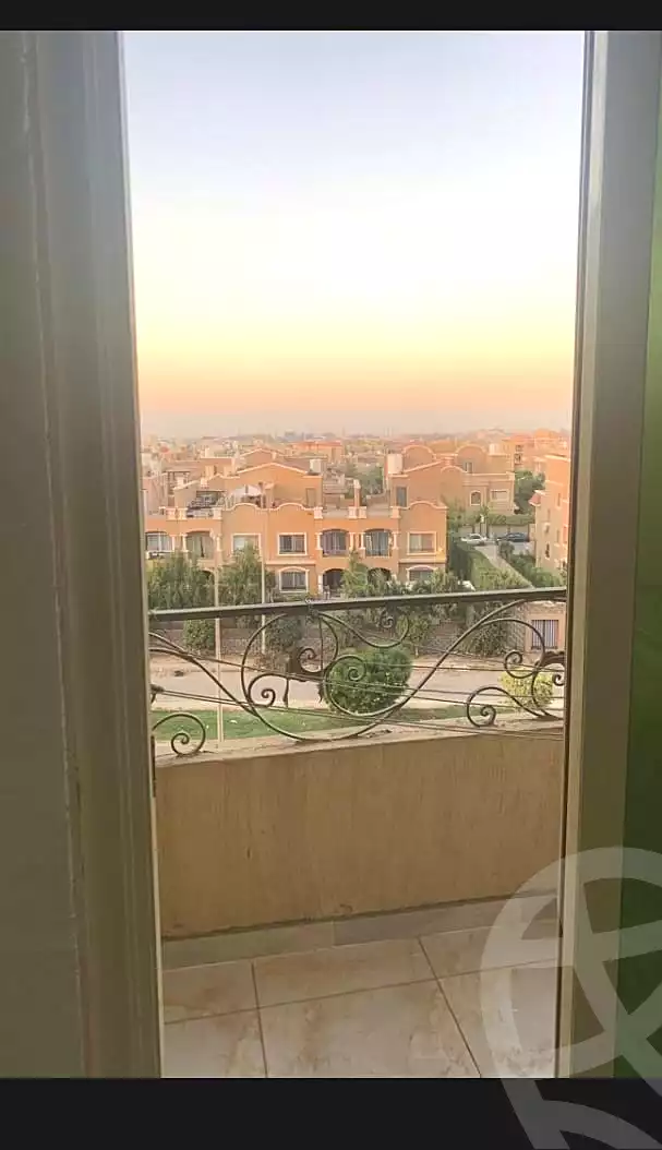 https://aqarmap.com.eg/ar/listing/7100002-for-rent-cairo-new-cairo-south-investors-zizinia-st