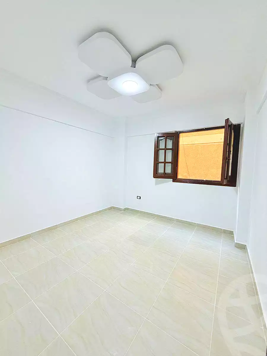 https://aqarmap.com.eg/ar/listing/7100125-for-sale-alexandria-al-agamy-shataa-el-nakheel