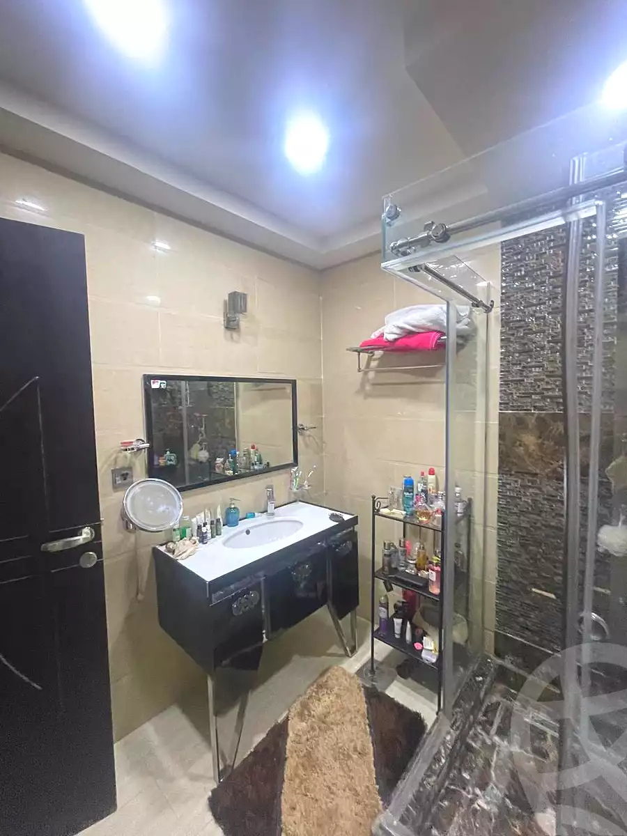 https://aqarmap.com.eg/ar/listing/7100172-for-sale-cairo-new-cairo-first-settlement-neighbourhood-5-el-shaheed-islam-raafat-st