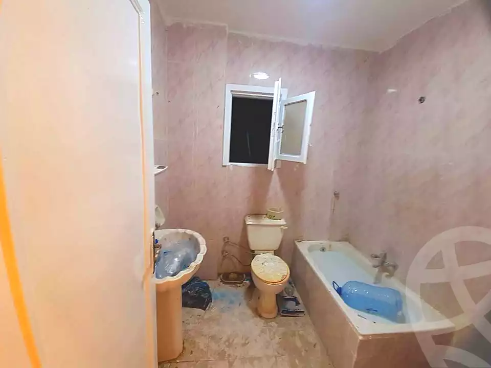 https://aqarmap.com.eg/ar/listing/7100340-for-sale-alexandria-al-agamy-shataa-el-nakheel
