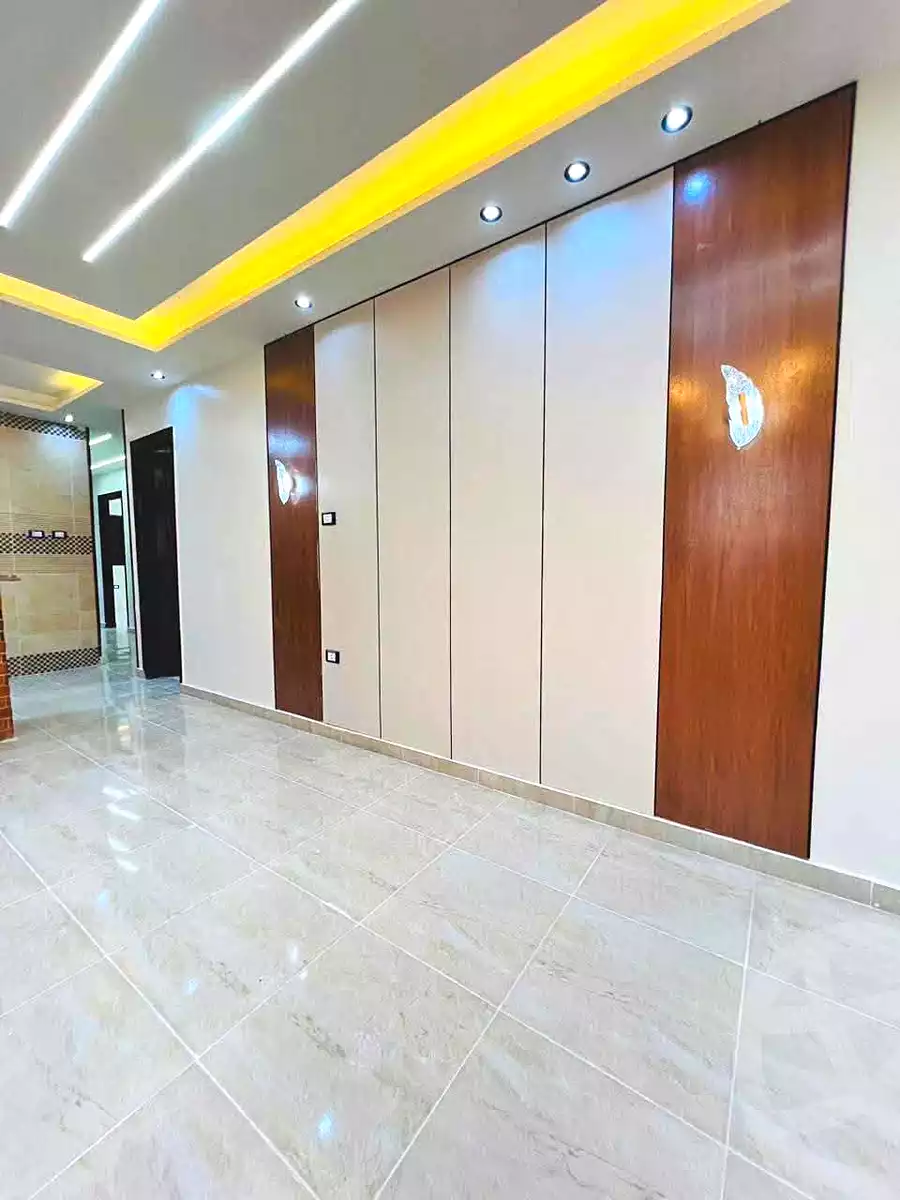 https://aqarmap.com.eg/ar/listing/7100355-for-sale-alexandria-al-agamy-shataa-el-nakheel