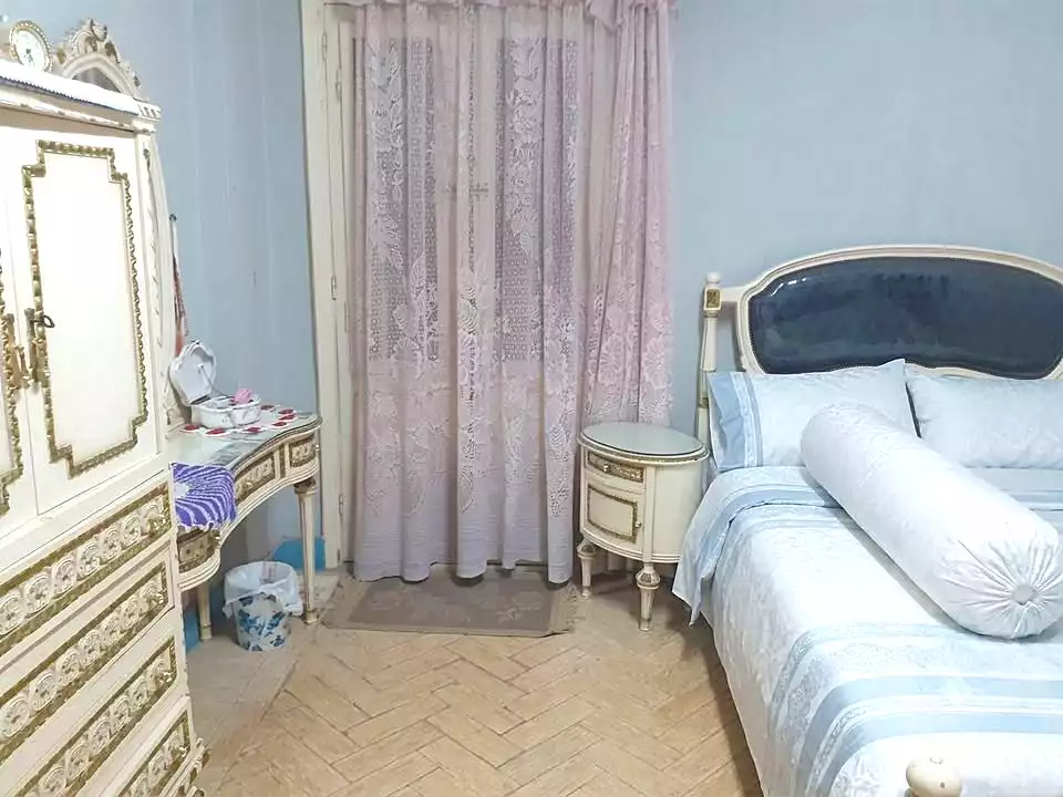 https://aqarmap.com.eg/en/listing/7100452-for-sale-alexandria-moharram-bey