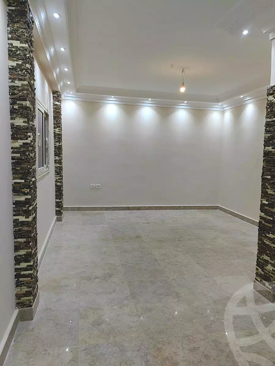 https://aqarmap.com.eg/ar/listing/7100474-for-rent-cairo-new-cairo-el-ahyaa-fourth-neighborhood-street-6