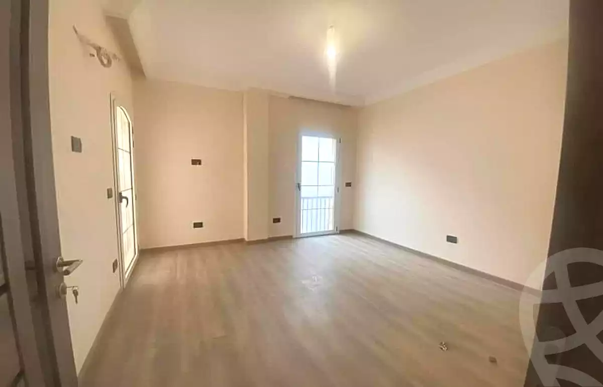 https://aqarmap.com.eg/ar/listing/7100466-for-sale-cairo-new-administrative-capital-r8-de-joya-4-compound-taj-misr