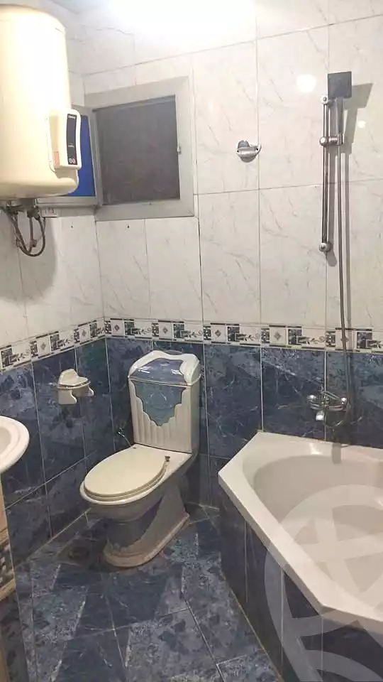 https://aqarmap.com.eg/ar/listing/7100621-for-sale-alexandria-moharram-bey-erfan-st