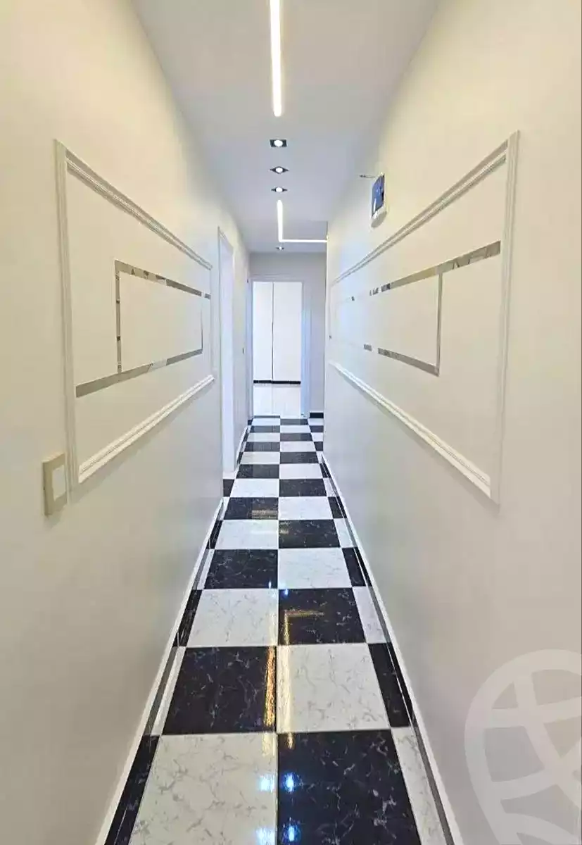 https://aqarmap.com.eg/ar/listing/7101126-for-sale-alexandria-miami-shr-jml-bd-lnsr