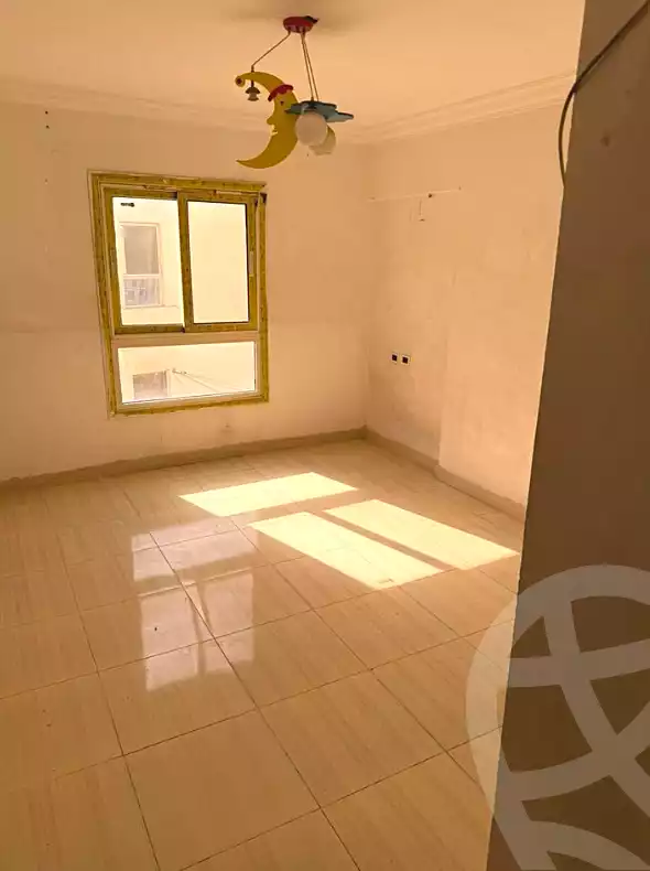 https://aqarmap.com.eg/en/listing/7101331-for-rent-alexandria-lsywf-shamaa