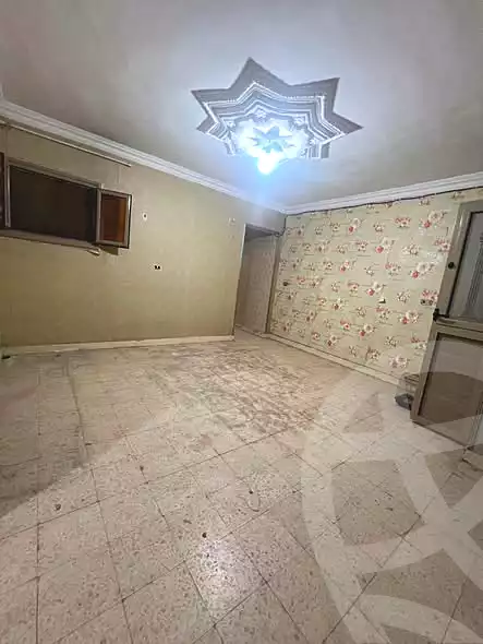 https://aqarmap.com.eg/ar/listing/7101344-for-sale-cairo-helwan-el-shareaa-el-sharby-st