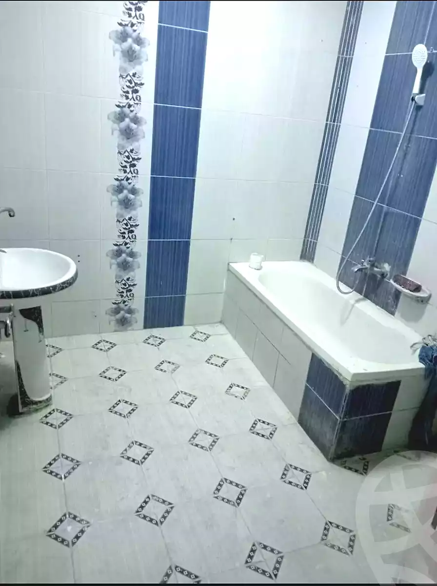 https://aqarmap.com.eg/ar/listing/7101587-for-rent-alexandria-lsywf-el-seyouf-qebly-el-ras-el-souda