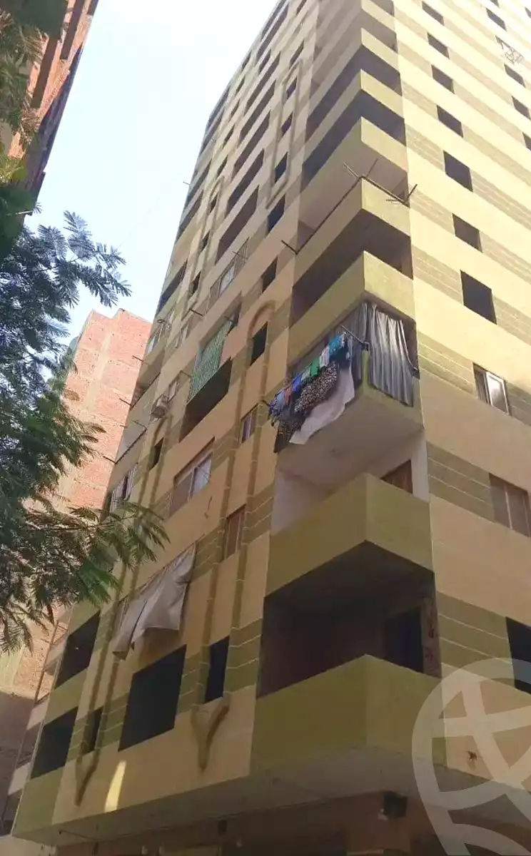 https://aqarmap.com.eg/en/listing/7101849-for-sale-cairo-helwan-hadayek-helwan-nile-corniche-st