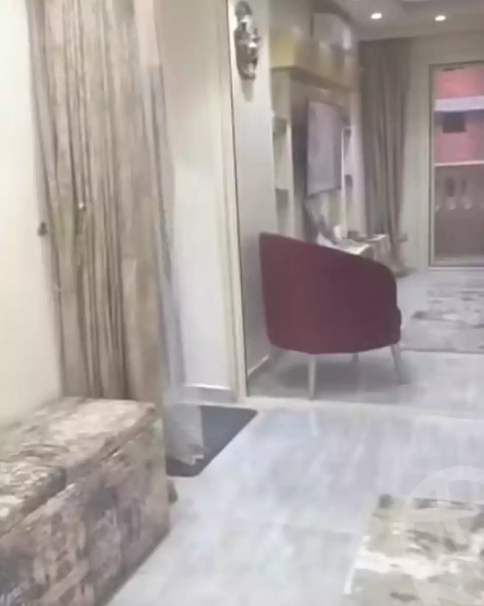 https://aqarmap.com.eg/ar/listing/7101848-for-sale-cairo-nozha-2-el-khamseen-st