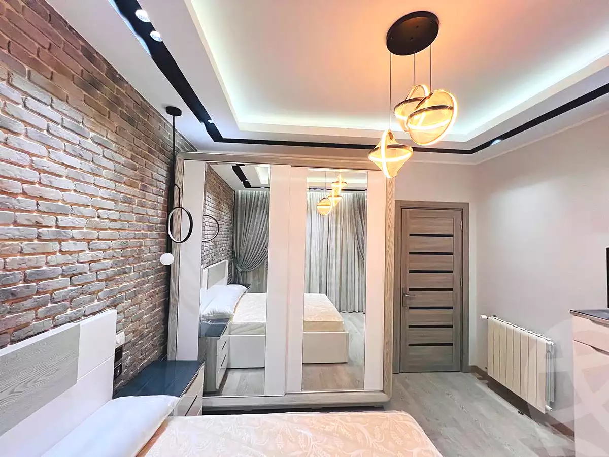 https://aqarmap.com.eg/ar/listing/7102301-for-sale-cairo-new-cairo-south-investors-gamal-abdel-nasser-st