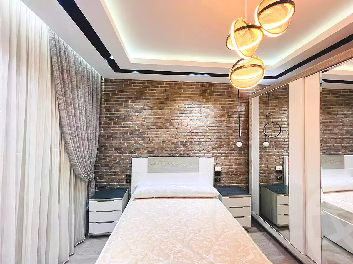 https://aqarmap.com.eg/ar/listing/7102301-for-sale-cairo-new-cairo-south-investors-gamal-abdel-nasser-st